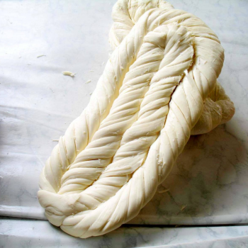 ჩეჩილი ყველი ნაღებში