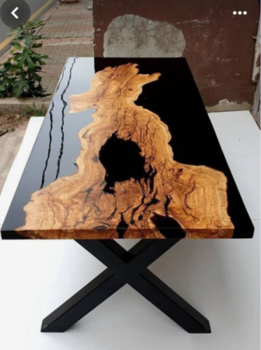 მაგიდა ხე - ებოქსიტი